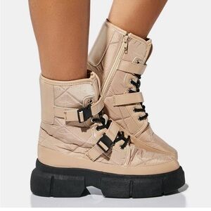 THE AROUND THE  WORLD IN A DAY  Combat Boots Size 8